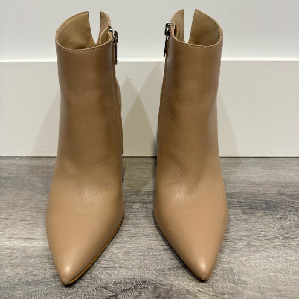 Marc Fisher Leather Mela Booties size 7